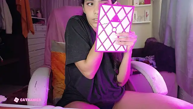 AllisonCatUwU online show from 10-30-25, 03:35