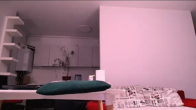 Snapshot of oxxxy___ chatting on 02-10-25, 05:03 oxxxy online show from 02-10-25, 05:03