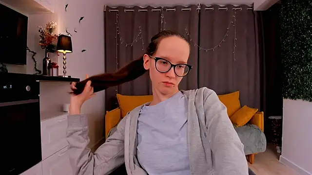 Snapshot of BettyBrowni chatting on 02-08-25, 10:19 BettyBrowni online show from 02-08-25, 10:19