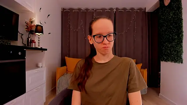 Snapshot of BettyBrowni chatting on 02-10-25, 04:14 BettyBrowni online show from 02-10-25, 04:14