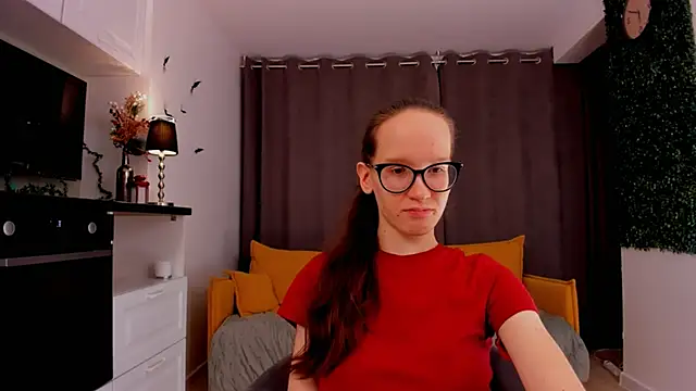 Snapshot of BettyBrowni chatting on 02-16-25, 04:10 BettyBrowni online show from 02-16-25, 04:10