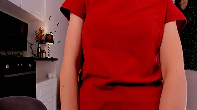 Snapshot of BettyBrowni chatting on 02-17-25, 02:20 BettyBrowni online show from 02-17-25, 02:20