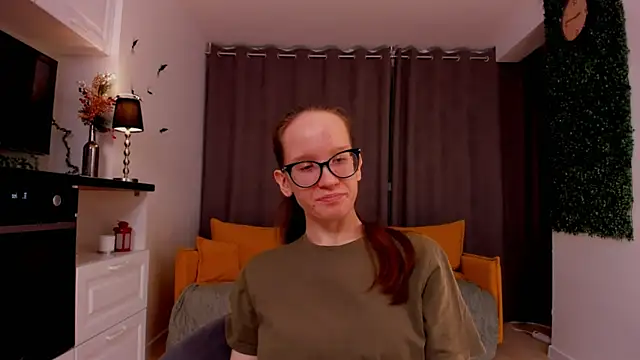 Snapshot of BettyBrowni chatting on 02-22-25, 07:14 BettyBrowni online show from 02-22-25, 07:14