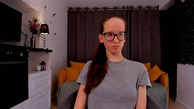 Snapshot of BettyBrowni chatting on 02-23-25, 07:17 BettyBrowni online show from 02-23-25, 07:17