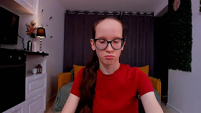 Snapshot of BettyBrowni chatting on 02-26-25, 07:27 BettyBrowni online show from 02-26-25, 07:27