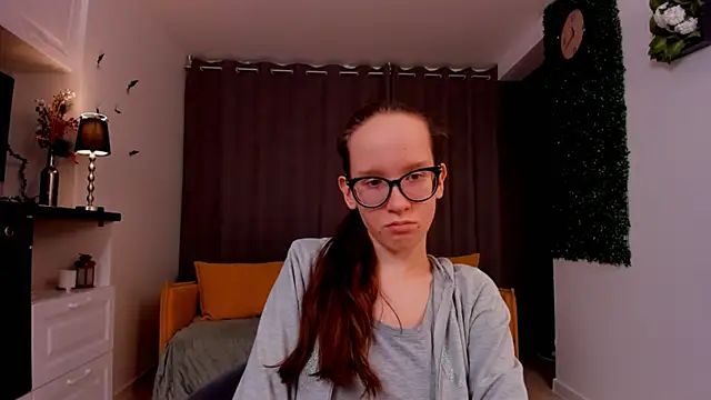 Snapshot of BettyBrowni chatting on 02-27-25, 10:20 BettyBrowni online show from 02-27-25, 10:20