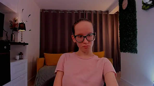 Snapshot of BettyBrowni chatting on 03-01-25, 07:15 BettyBrowni online show from 03-01-25, 07:15