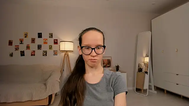 Snapshot of BettyBrowni chatting on 03-09-25, 07:37 BettyBrowni online show from 03-09-25, 07:37