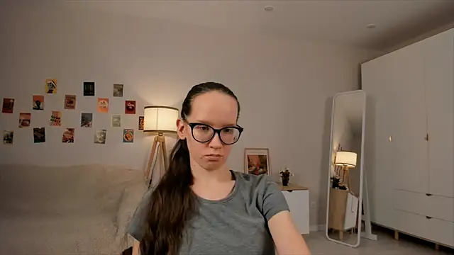 Snapshot of BettyBrowni chatting on 03-09-25, 10:41 BettyBrowni online show from 03-09-25, 10:41