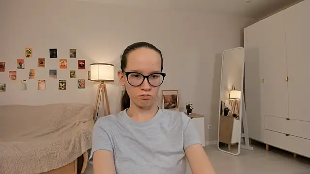 Snapshot of BettyBrowni chatting on 03-12-25, 10:17 BettyBrowni online show from 03-12-25, 10:17