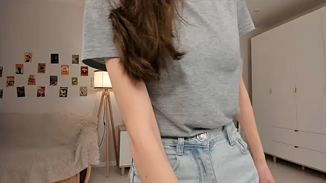 Snapshot of BettyBrowni chatting on 03-22-25, 04:04 BettyBrowni online show from 03-22-25, 04:04