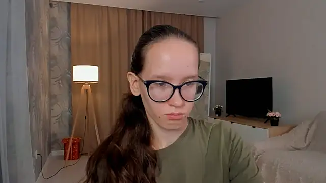 Snapshot of BettyBrowni chatting on 09-09-25, 04:06 BettyBrowni online show from 09-09-25, 04:06