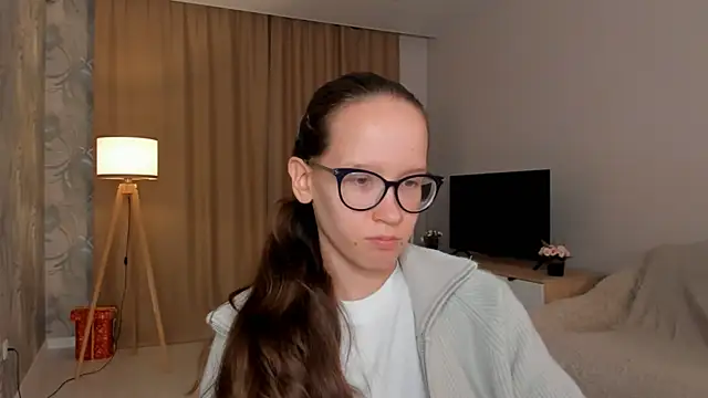 Snapshot of BettyBrowni chatting on 09-12-25, 04:07 BettyBrowni online show from 09-12-25, 04:07