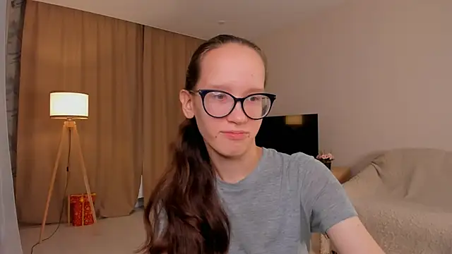 Snapshot of BettyBrowni chatting on 09-26-25, 04:11 BettyBrowni online show from 09-26-25, 04:11