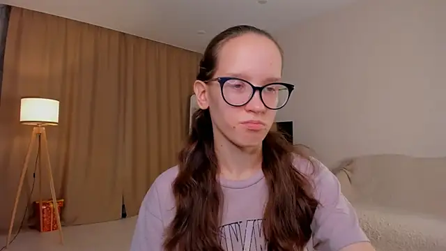 Snapshot of BettyBrowni chatting on 09-30-25, 04:12 BettyBrowni online show from 09-30-25, 04:12