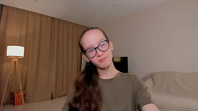 Snapshot of BettyBrowni chatting on 10-01-25, 04:13 BettyBrowni online show from 10-01-25, 04:13