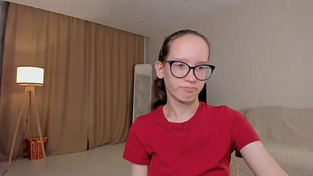 Snapshot of BettyBrowni chatting on 10-03-25, 04:04 BettyBrowni online show from 10-03-25, 04:04