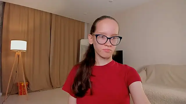 Snapshot of BettyBrowni chatting on 10-10-25, 04:06 BettyBrowni online show from 10-10-25, 04:06