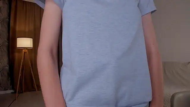 Snapshot of BettyBrowni chatting on 10-26-25, 04:13 BettyBrowni online show from 10-26-25, 04:13