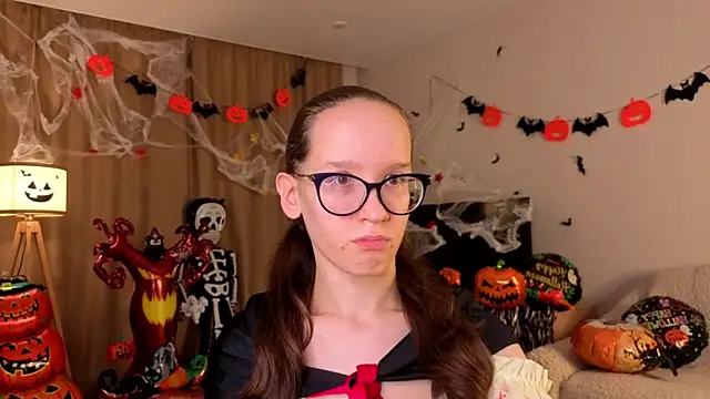 Snapshot of BettyBrowni chatting on 11-01-25, 04:09 BettyBrowni online show from 11-01-25, 04:09