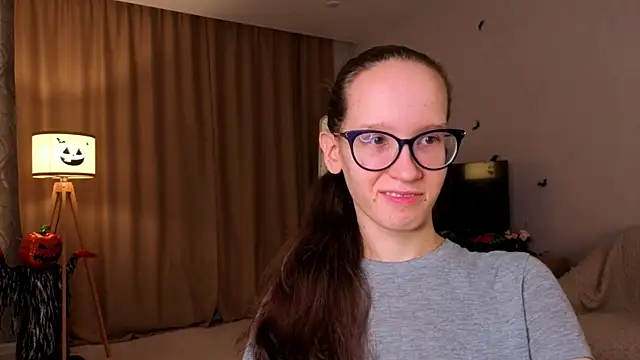 Snapshot of BettyBrowni chatting on 11-07-25, 04:07 BettyBrowni online show from 11-07-25, 04:07