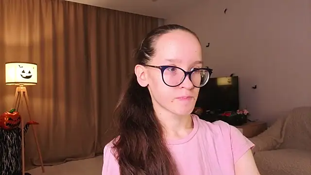 Snapshot of BettyBrowni chatting on 11-09-25, 04:05 BettyBrowni online show from 11-09-25, 04:05