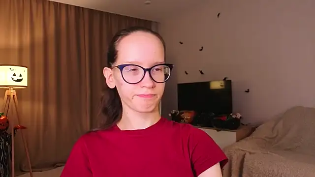 Snapshot of BettyBrowni chatting on 11-15-25, 04:03 BettyBrowni online show from 11-15-25, 04:03