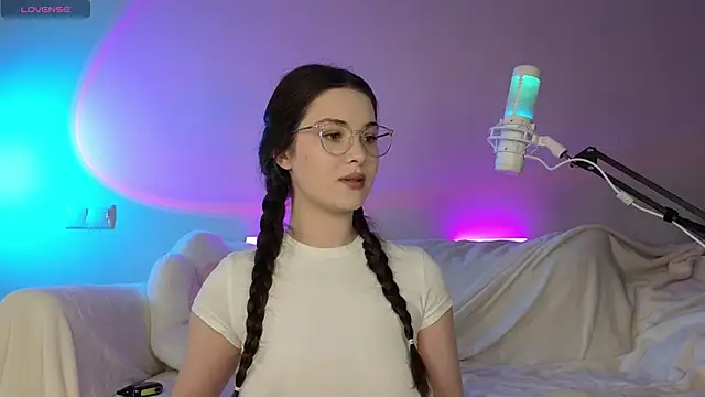 AokiAnna online show from 10-09-25, 06:44