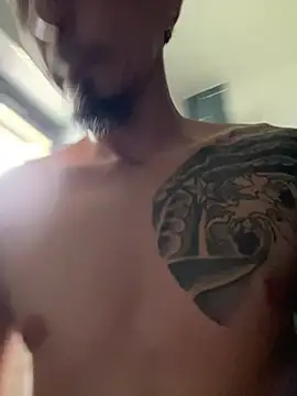 Snapshot of _kiiing_ chatting on 03-04-25, 04:30 kiiing online show from 03-04-25, 04:30