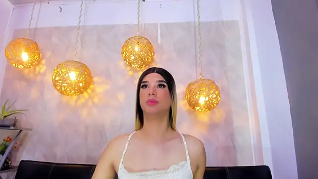 victoria aleia  online show from 01-23-25, 08:35