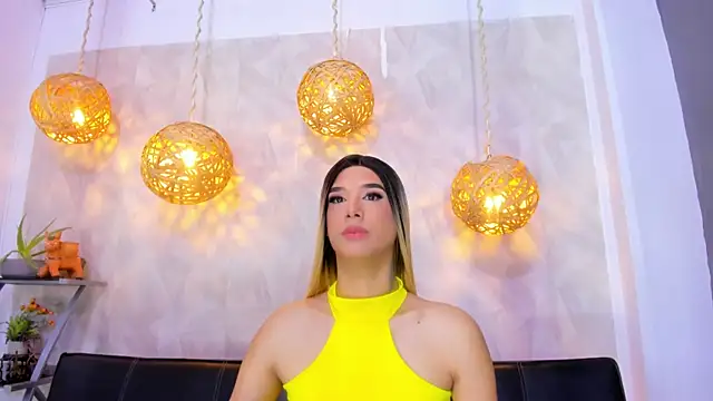 victoria aleia  online show from 02-08-25, 10:40