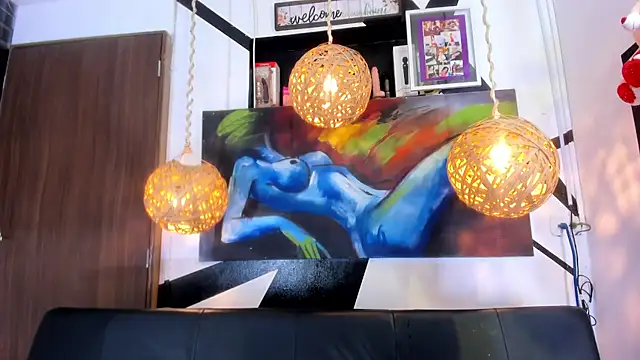 victoria aleia  online show from 10-10-25, 10:42