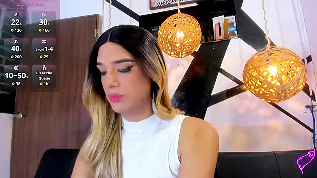 victoria aleia  online show from 11-06-25, 02:12