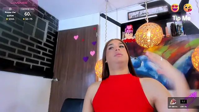 victoria aleia  online show from 04-13-26, 10:48