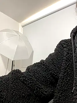 Isakeys  online show from 09-17-25, 05:14