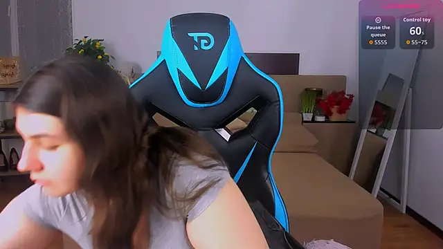 Viola  Shy online show from 02-02-26, 08:51