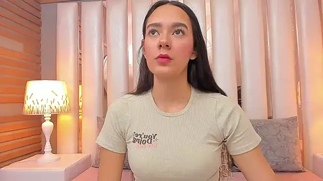 EmmyCruzZ online show from 03-21-26, 01:37