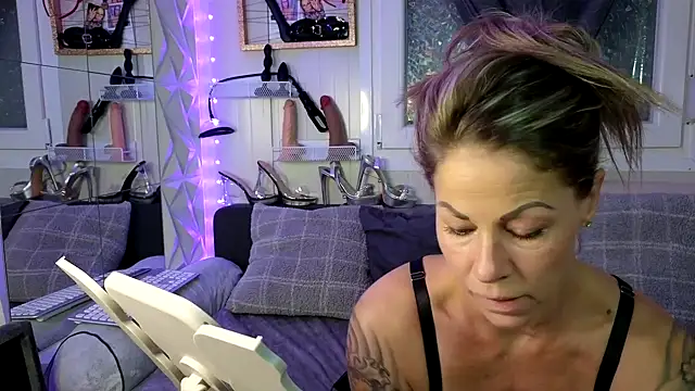 Tatjana Sue online show from 11-10-25, 05:34