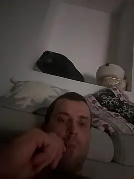 Snapshot of MateoKimiBi chatting on 12-11-24, 02:19 MateoKimiBi online show from 12-11-24, 02:19