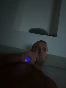 Snapshot of MateoKimiBi chatting on 09-19-25, 11:16 MateoKimiBi online show from 09-19-25, 11:16