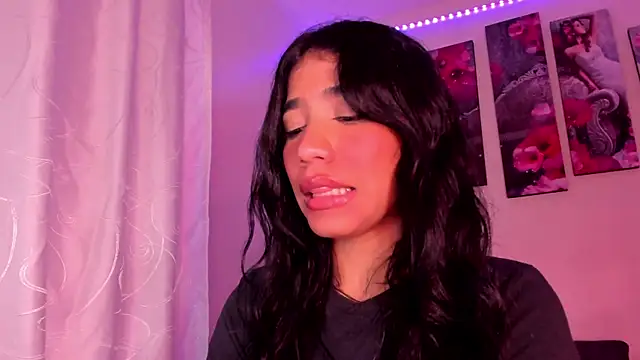 Alissarhys26 online show from 03-12-25, 01:14