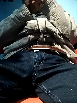 Leonul online show from 12-31-24, 08:04