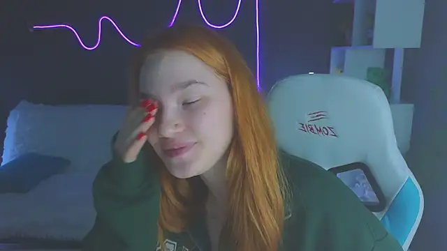 erikabrian online show from 09-13-25, 01:38