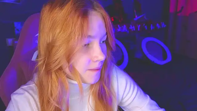 erikabrian online show from 10-26-25, 02:06