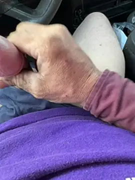 Snapshot of pipeload1275 chatting on 03-05-26, 11:34 pipeload1275 online show from 03-05-26, 11:34