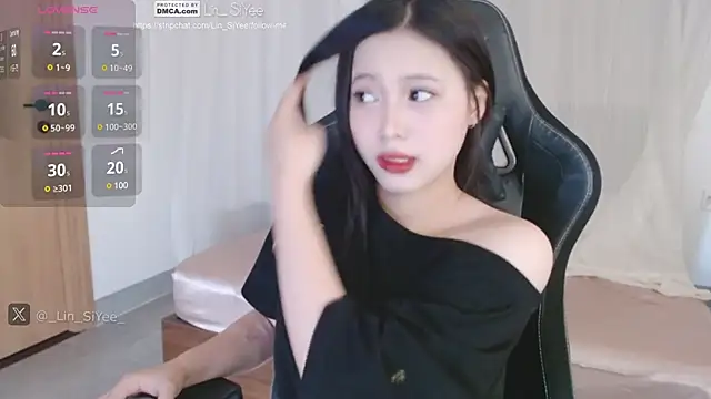 Lin SiYee online show from 02-21-25, 02:28