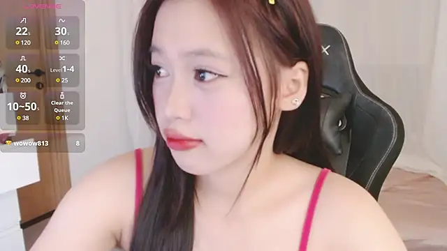 Lin SiYee online show from 03-21-25, 04:39