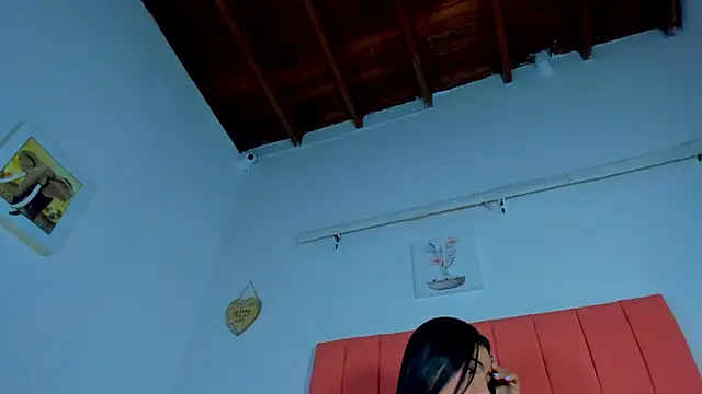 Snapshot of valen_rose0 chatting on 01-20-25, 12:07 valen rose0 online show from 01-20-25, 12:07