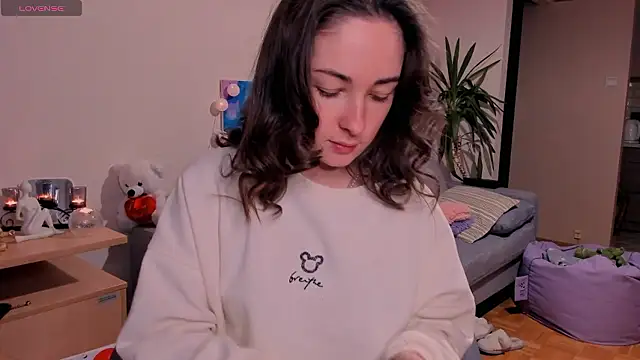 Snapshot of cClandesTina chatting on 12-05-24, 11:18 cClandesTina online show from 12-05-24, 11:18