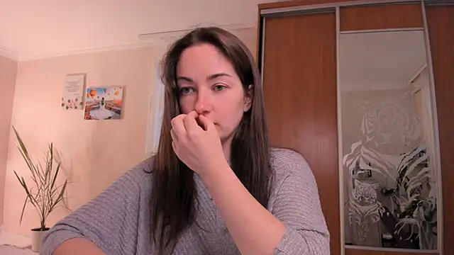 Snapshot of cClandesTina chatting on 09-09-25, 03:55 cClandesTina online show from 09-09-25, 03:55